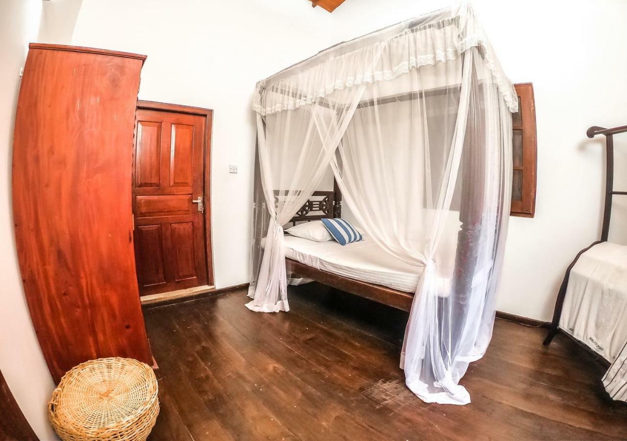 Araliya Gardens Hotel Hikkaduwa Bagian luar foto