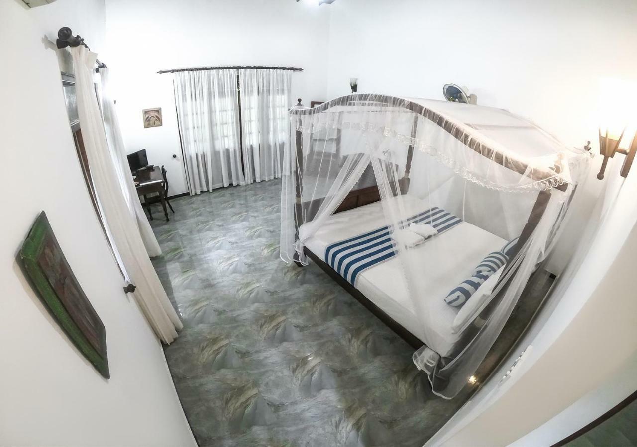 Araliya Gardens Hotel Hikkaduwa Bagian luar foto