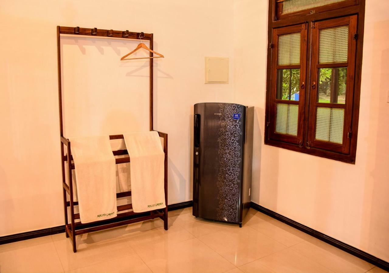 Araliya Gardens Hotel Hikkaduwa Bagian luar foto