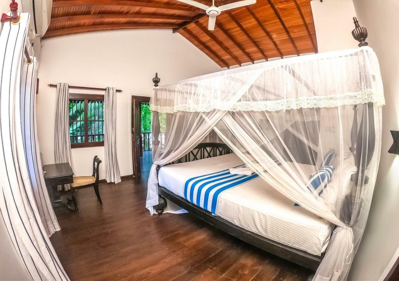 Araliya Gardens Hotel Hikkaduwa Bagian luar foto