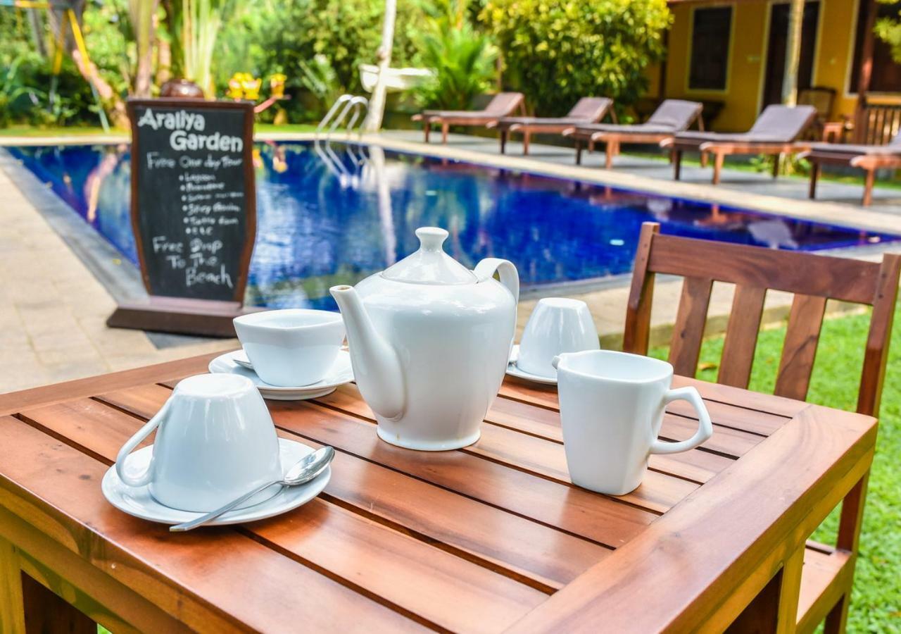 Araliya Gardens Hotel Hikkaduwa Bagian luar foto